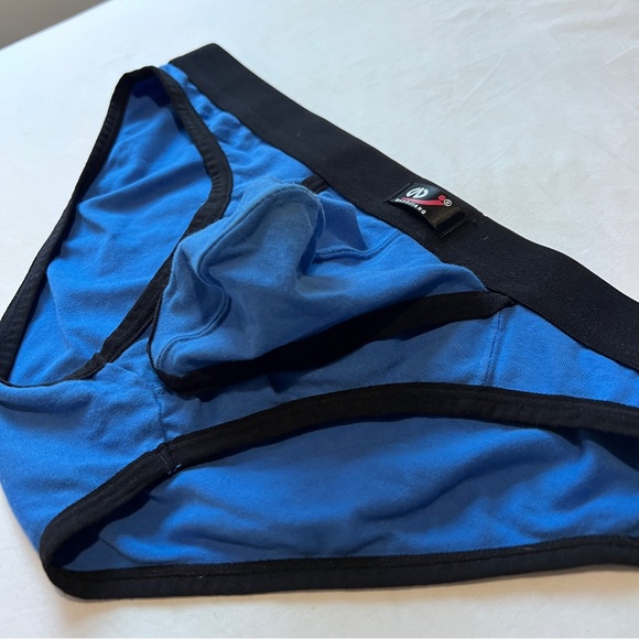 Wang Jiang Men’s Briefs w/ Pouch - Picture 4 of 5